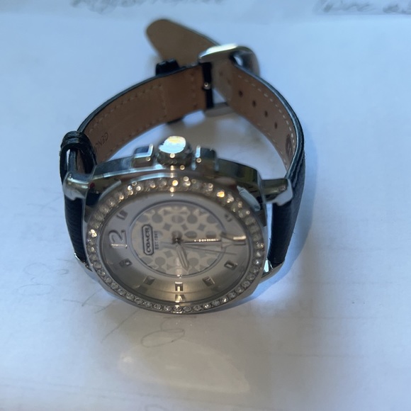 COACH WATCH SILVER BLACK LEATHER CRYSTALS - Picture 8 of 8